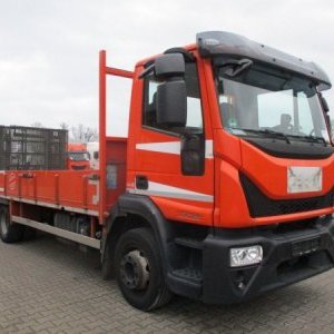 foto Iveco ML 120-190 /MANUAL HYDRAULIC RAMP