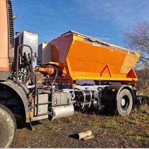 foto 4x4 Iveco 21.5t wywrotka+ syparka plug komunal ZIMA