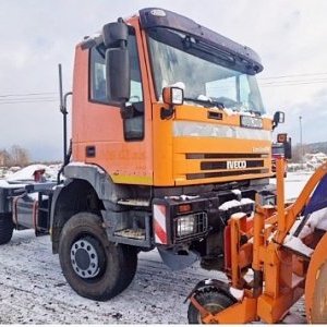 foto 4x4 Iveco 21.5t wywrotka+ syparka plug komunal ZIMA