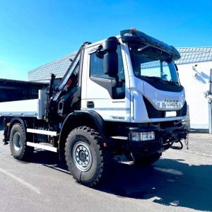 foto Iveco 15t + HIAB 15tm / 12m