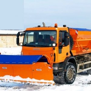 foto 4x4 hakowiec 13.5t Iveco komunal