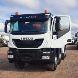foto 8x4 dumper wana Eur6 nowe opony Iveco AD340T plandeka automat wywrotka