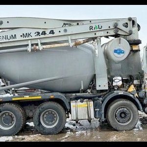 foto pumi 24m+7m3 mix beton pompa CIFA 8x4 Iveco